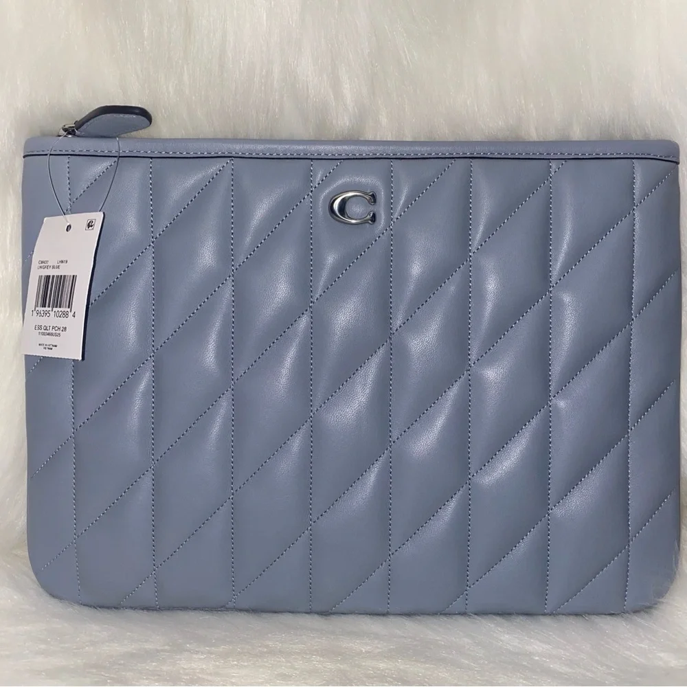 Coach 🩶 leather pouch New
